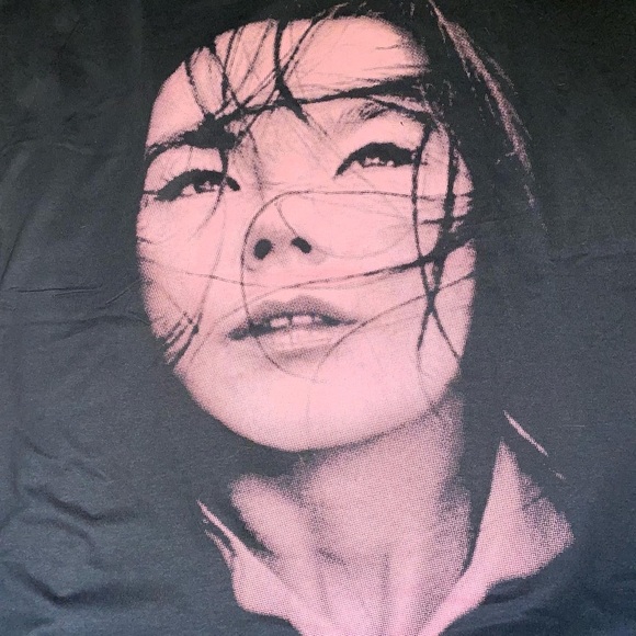 Vintage 90s Bjork single stitch band tee - Picture 6 of 6